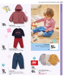 Offre Jogging dans le catalogue Carrefour du moment à la page 43