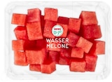 Wassermelonen Würfel im Angebot bei REWE in Regensburg Wassermelonen Würfel Angebote von REWE to go bei REWE Regensburg für 2,39 €