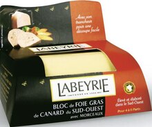 Produits - LABEYRIE dans le catalogue Géant Casino Bloc de Foie Gras de Canard du Sud-Ouest IGP avec morceaux - LABEYRIE à 16,49 € en promo chez Géant Casino