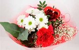 Bouquet "Saint Valentin"  dans le catalogue Cora