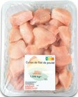 Promo Cubes de filets de poulet à 8,50 € dans le catalogue Intermarché à Montignac-Charente