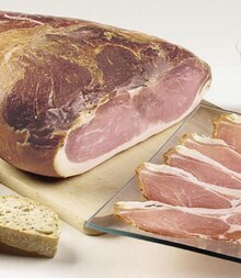 Géant Casino Paris - Jambon de Parme 14mois d’affinage désossé Promo Jambon de Parme 14mois d’affinage désossé dans le catalogue Géant Casino Un trésor d'anniv' à Paris