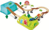 Coffret train de la ferme - Hape en promo chez La Grande Récré Coffret train de la ferme - Hape dans le catalogue La Grande Récré