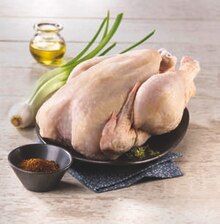 Hyper U Servon - POULET FERMIER LABEL ROUGE "DUC DE MAYENNE" Promo POULET FERMIER LABEL ROUGE "DUC DE MAYENNE" dans le catalogue Hyper U Sous le soleil, les prix à Servon