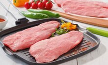 Carrefour Limay - Veau : escalope à griller Promo Veau : escalope à griller dans le catalogue Carrefour "Dernière semaine encore moins chère !" à Limay