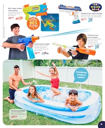 Offre Piscine enfant gonflable dans le catalogue La Grande Récré du moment à la page 11