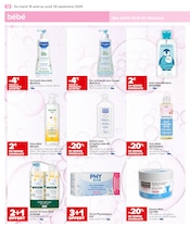 Promo Bébé dans le catalogue Carrefour du moment à la page 16