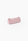 Trousse triangle à 2,99 € dans le catalogue Monoprix Margaret