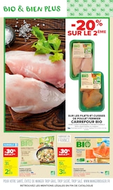 Promos Saumon Fumé dans le catalogue "AVEC LE Club GOÛTEZ AU BIO LE MOINS CHER DE FRANCE" de Carrefour Market Saumon Fumé en promo dans le catalogue Carrefour Market à la page 5