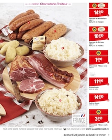 Promo Echine de porc dans le catalogue Carrefour du moment à la page 7