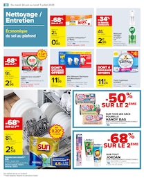 Offre Anti-Moustiques dans le catalogue Carrefour du moment à la page 40