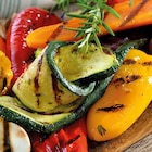 REWE - Gegrilltes gemischtes Gemüse Angebot im Prospekt Gegrilltes gemischtes Gemüse bei REWE im Prospekt "" für 3,29 €