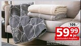 Wohndecke "Signet" im Segmüller Prospekt Wohndecke "Signet" von JOOP! im aktuellen Segmüller Prospekt für 59,99 €