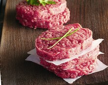 Géant Casino Servon - Steak haché façon bouchère 15% MG x 4 Promo Steak haché façon bouchère 15% MG x 4 dans le catalogue Géant Casino "La réponse en promos !" à Servon