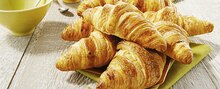 Casino Supermarchés Lens - Croissants x 8 Promo Croissants x 8 dans le catalogue Casino Supermarchés "Le mois Casinomania" à Lens