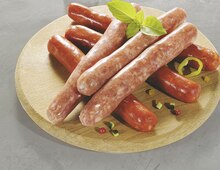 Géant Casino La Valentine - Chipolatas nature ou aux herbes ou merguez Promo Chipolatas nature ou aux herbes ou merguez dans le catalogue Géant Casino "Maxi lot maxi éco" à La Valentine