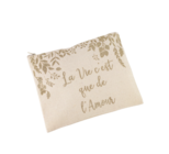 La pochette “La vie, c’est que de l’amour” à Bazarland dans Saint-Mitre-les-Remparts