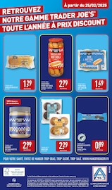 Promos Pain Hot Dog dans le catalogue "ARRIVAGES ORIENTAUX À PRIX DISCOUNT" de Aldi à la page 43