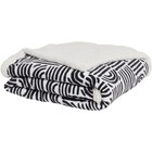 Plaid "Fily" - TEX HOME - Carrefour à Roubaix Plaid "Fily" - TEX HOME en promo chez Carrefour Roubaix à 19,99 €