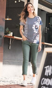 T-Shirt oder Hose bei Ernstings family in Nürnberg T-Shirt oder Hose im Angebot bei Ernstings family Nürnberg für 12,99 €
