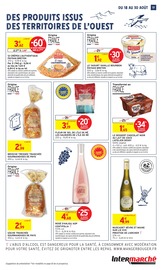 Promos Vin dans le catalogue "VIVE LA FIN DES VACANCES" de Intermarché Super Vin en promo dans le catalogue Intermarché Super à la page 17