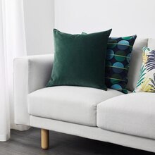 IKEA Freising - Kissenbezug dunkelgrün 50x50 cm Kissenbezug dunkelgrün 50x50 cm Angebot bei IKEA Freising im Prospekt "Click & Collect: Jetzt bestellen und abholen"